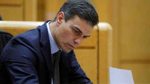 19/06/2018.- El presidente del Gobierno, Pedro Sánchez, durante su asistencia al pleno del Senado, hoy en Madrid. EFE/Juan Carlos Hidalgo