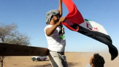 Activistas saharauis bloquean el paso del Guerguerat, principal carretera de conexión con Mauritania