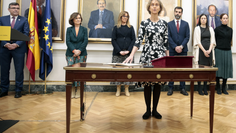 La directora general de Asuntos Constitucionales y Coordinación Jurídica, Laura Díez Bueso, durante el acto de toma de posesión de su cargo, al que ha asistido la vicepresidenta primera del Gobierno, ministra de la Presidencia, Relaciones con las Cort