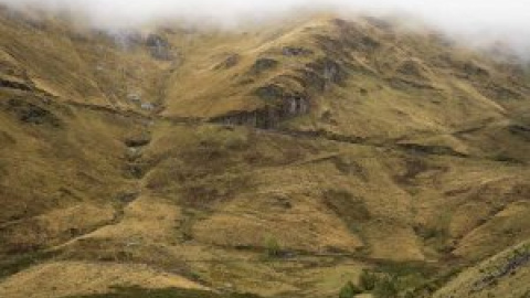 Un tobogán de 1.500 metros en medio de Cantabria: 50.000 árboles talados para los cañones de la Corona española