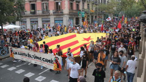 Capçalera de la manifestació de l'Esquerra Independentista aquest 11 de setembre de 2021 a Barcelona.