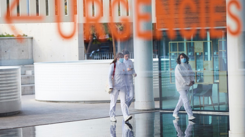 Varias profesionales sanitarias en el Hospital del Mar de Barcelona.