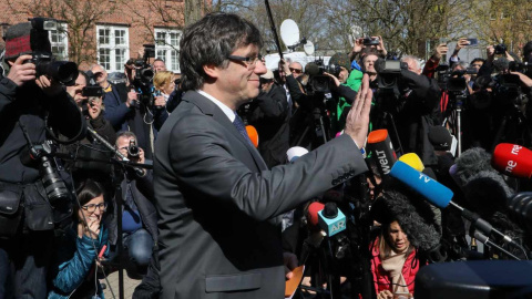 Carles Puigdemont, a la salida de la cárcel de Neumünster en Alemania - EFE