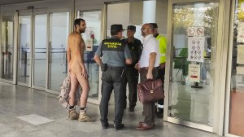 Un nudista trata de acceder desnudo a un juicio por exhibicionismo en València