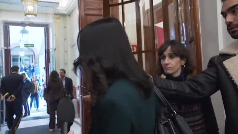 La polémica tras las declaraciones de Irene Montero continúa en los pasillos