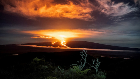 Erupción del volcán Mauna Loa en Hawái.