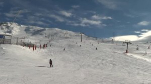 La estación de Baqueira Beret inaugura la temporada de esquí