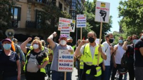 Centenars de persones protesten a Barcelona contra la reforma del sistema de pensions