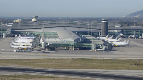 Exterior de la Terminal T1 del Aeropuerto de Barcelona-El Prat.