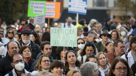 Concentración de médicos y pediatras de la Atención Primaria de Madrid contra la política sanitaria del Gobierno de Isabel Díaz Ayuso, a 27 de noviembre de 2022.