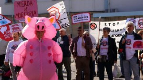 Los pueblos conquenses vuelven a llevar a las calles su protesta contra las macrogranjas y el "coladero" de la moratoria