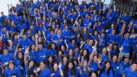 Más de 5.000 estudiantes e investigadores han recibido una beca de la Fundación La Caixa para ampliar su formación de excelencia