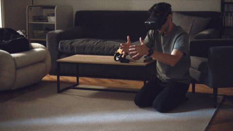 La película plantea un debate sobre la realidad virtual y la ficción