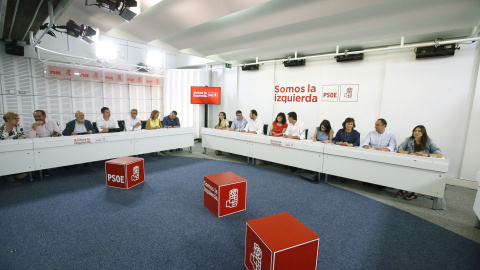 Vista de la última reunión de la Ejecutiva Federal del PSOE, presidida por Pedro Sánchez, antes de las vacaciones. EFE/Fernando Alvarado