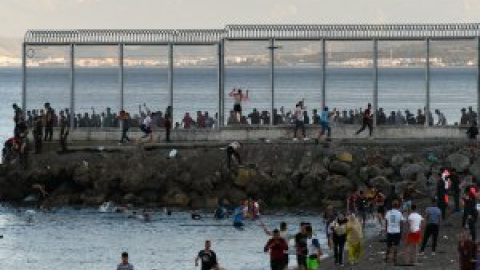 Paloma Fernández Coleto: "Los que no han visto la crueldad de la frontera no se hacen una idea de lo que supuso la crisis en Ceuta"