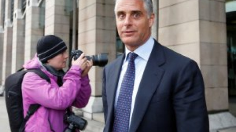 Andrea Orcel saca el hacha en UniCredit tras asumir la dirección del banco italiano