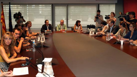 Fotografía de la reunión de Eulen y la Generalitat. / EFE