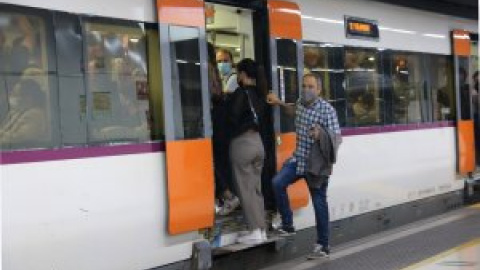 Retards de més d'una hora a quatre línies de Rodalies per una avaria a Montcada