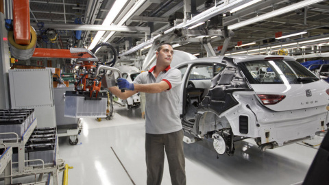 Cadena de montaje de Seat, filial de Volkswagen, en Martorell (Barcelona).