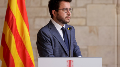 El presidente de la Generalitat, Pere Aragonès, durante la comparecencia que ha realizado este martes en la que ha anunciado que la delegación del Govern en la mesa de diálogo estará encabezada por él mismo y contará con dos consellers de ERC, Laura