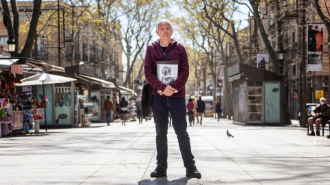 L'historiador Andy Durgan a les Rambles de Barcelona.