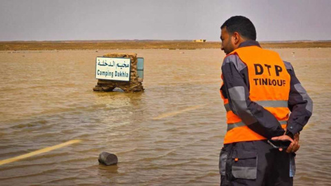 Inundación en el campamento de refugiados saharauis de Dajla.