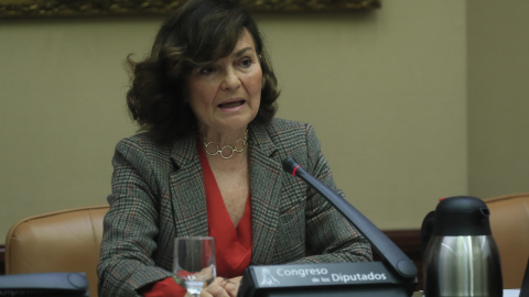 MADRID, 12/12/2022.- La presidenta de la Comisión de Igualdad, Carmen Calvo, durante la Comisión que aprueba el dictamen del proyecto de ley trans, este lunes en el Congreso. EFE/ Fernando Alvarado