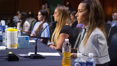 Las gimnastas olímpicas de EEUU, de izquierda a derecha, Simone Biles, McKayla Maroney, Maggie Nichols y Aly Raisman.