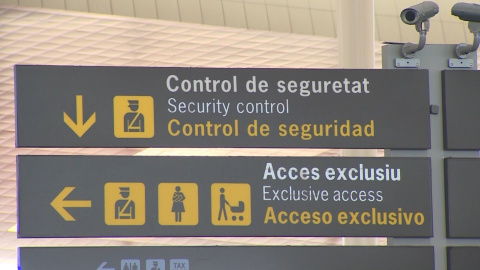 Indicador de un puesto de control de pasajeros en un aeropuerto. E.P.