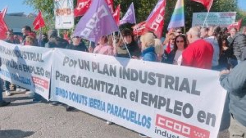 El drama de las familias tras la decisión de Bimbo de cerrar su planta de Paracuellos: "Es un golpe duro"