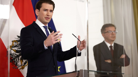 El canciller Sebastian Kurz durante su rueda de prensa anunciando el confinamiento.