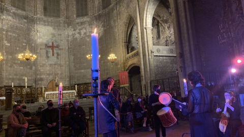 Un moment del concert a la basílica de Santa Maria del Pi de Barcelona.