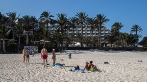 El Gobierno propone demoler uno de los hoteles de Riu ubicado sobre un parque natural en Fuerteventura