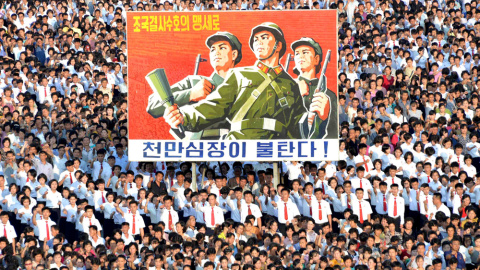 Vista de una manifestación en la Plaza Kin Il Sung de Pyongyang  en favor del gobierno norcoreano. REUTERS