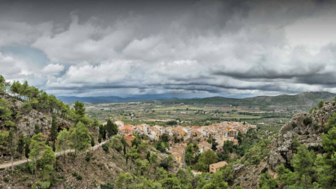 Vista del municipiode Agres.