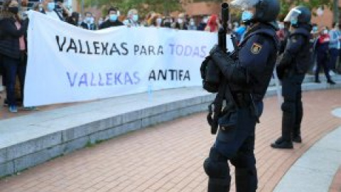 Otras miradas - ¿Por qué un policía pega a un periodista?