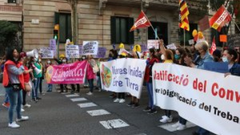 Les dones demanen més del 90% de les reduccions de jornada laboral per cura de fills a Catalunya