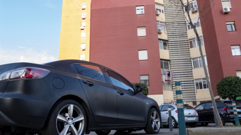 Edificio en la barriada de Montequinto de Dos Hermanas (Sevilla) donde se ha producido la agresión