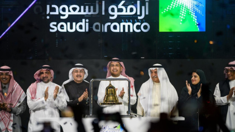 Directivos de la petrolera estatal saudí Aramco, en la ceremonia de salida a Bolsa. E.P.