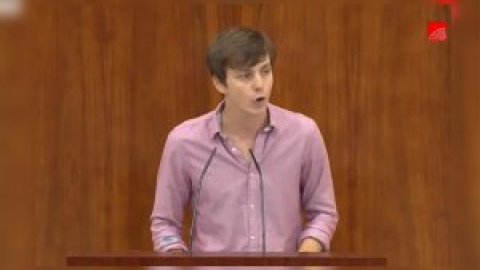 El aplaudido discurso de un diputado de Más Madrid que desmonta al PP y su 'pinkwashing' con el colectivo LGTBI