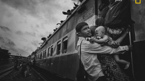 'Desafío del viaje', Daca (Bangladesh). Tercer premio (Gente) del concurso Travel Photographer of the year 2018. MD TANVEER HASSAN ROHAN/NATIONAL GEOGRAPHIC