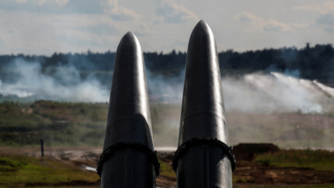 Misiles 9М723, parte del complejo de misiles Iskander-M, durante una exhibición en el foro técnico-militar internacional ARMY-2019 en el campo de tiro Alabino en la región de Moscú. REUTERS/Maxim Shemetov