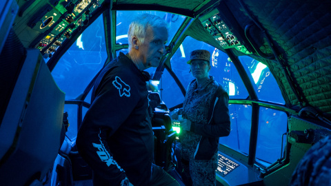 James Cameron, durante el rodaje de 'Avatar, el sentido del agua'.