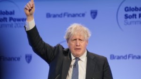 Los Comunes retiran a Boris Johnson el permiso de acceso al Parlamento británico