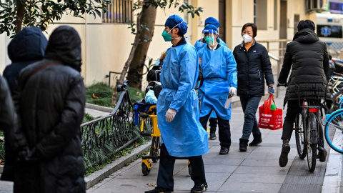 Imágenes a las afueras de un hospital en China.