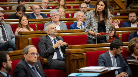 La portavoz de Ciudadanos en el Parlament de Cataluña, Lorena Roldánd interviene durante una sesión plenaria en el Parlament de Catalunya,