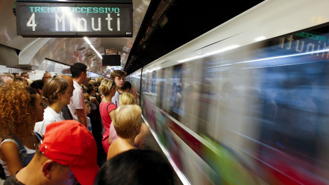 Caos en el metro de Roma./REUTERS