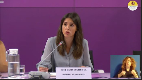 Irene Montero: "Están legitimando, blanqueando y normalizando esos discursos de odio que se convierten en miedo para las personas LGTBI"