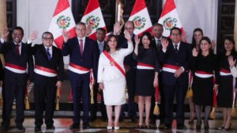 El caos se apodera de Perú, con una veintena de muertos y una presidenta en la cuerda floja