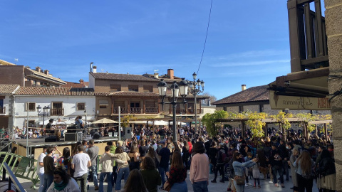 Concierto multitudinario en la plaza de Manzanares El Real.